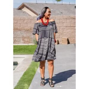 Mamalu Fashion Mele Off-shoulder Dress With Pockets Black And Brown Sz XS